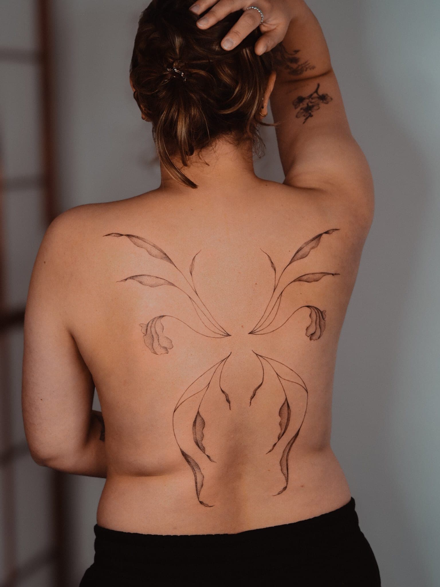 Fairy wings – Fineline, Illustrativ von Cathi, Bloom at Night Köln