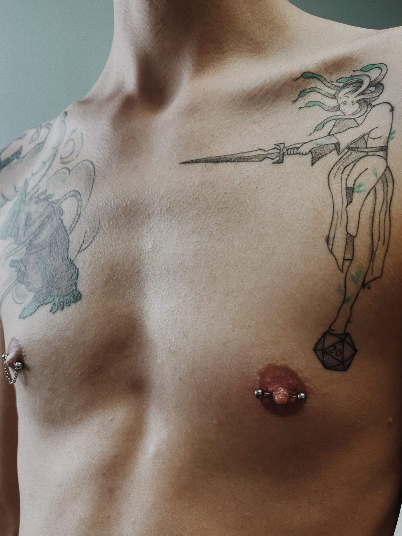 Nippelpiercing II – Piercings von Jenny, Bloom at Night Köln