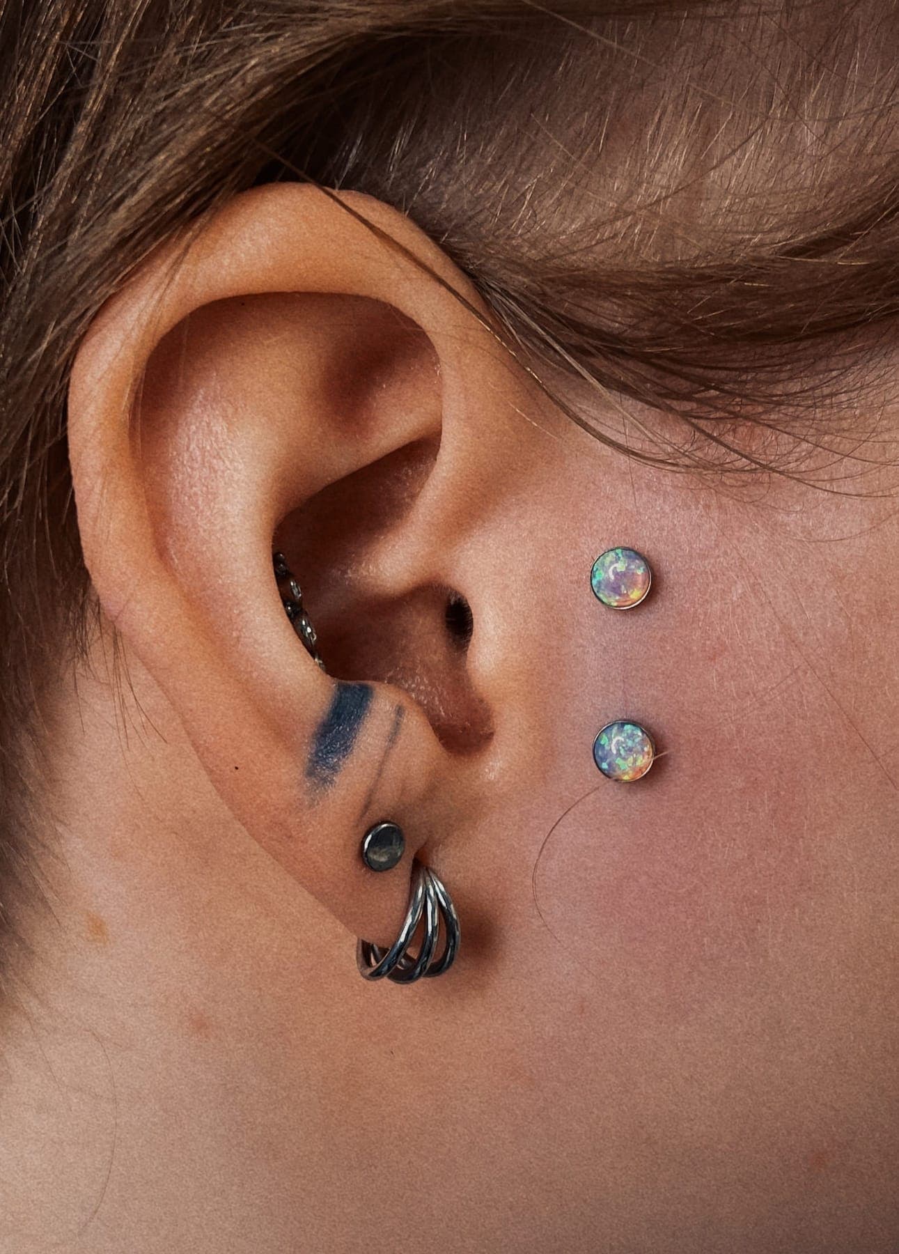Surface & Lobe – Piercings von Jenny, Bloom at Night Köln