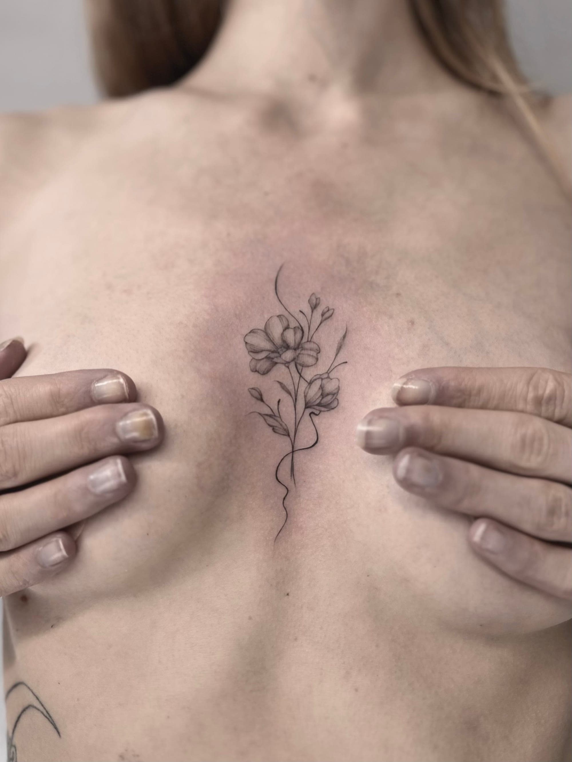 Fineline Floral 5 – Fineline, Illustrativ, Linework von Lena, Bloom at Night Köln