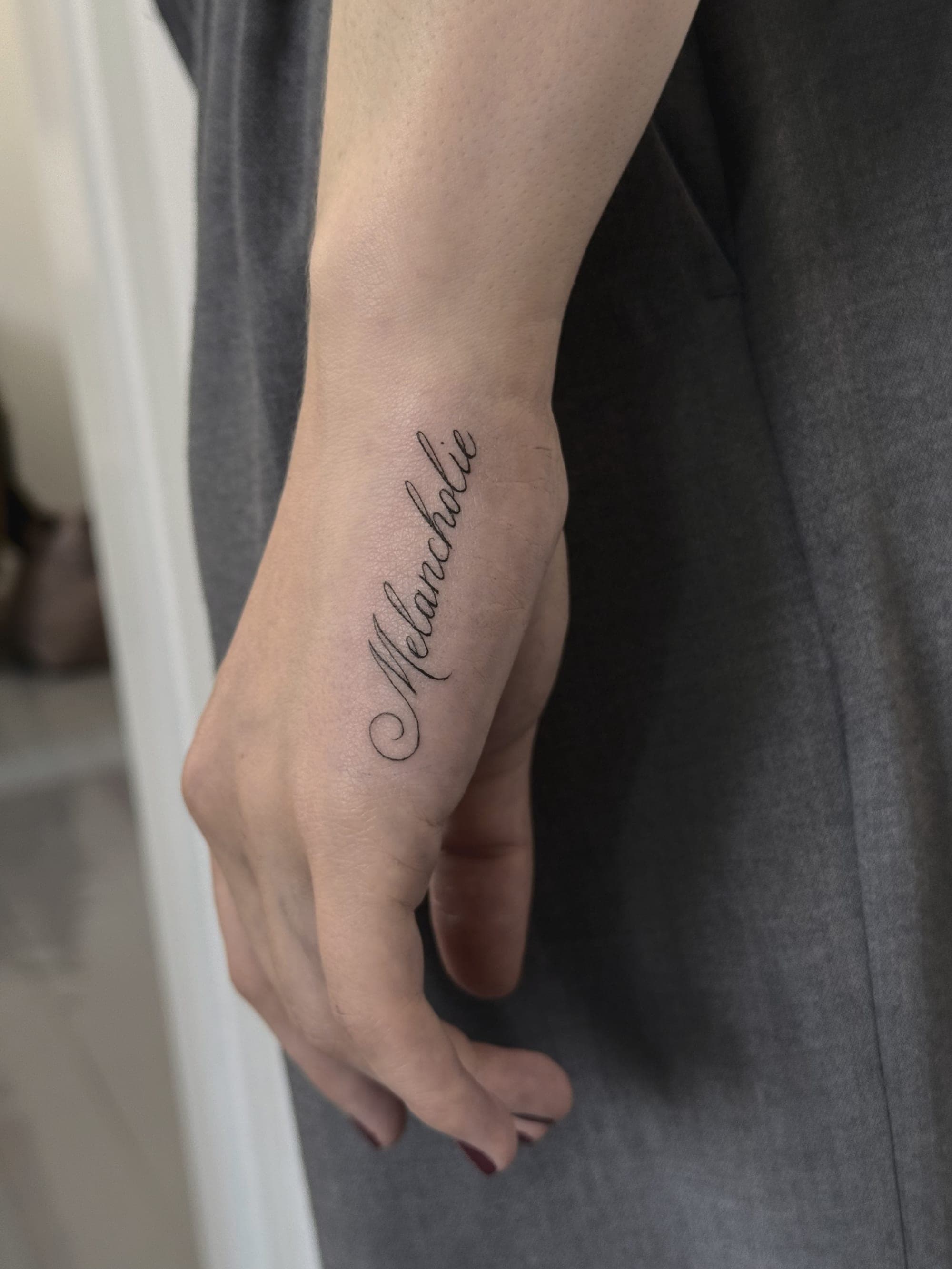Lettering – Fineline, Lettering, Linework von Lena, Bloom at Night Köln