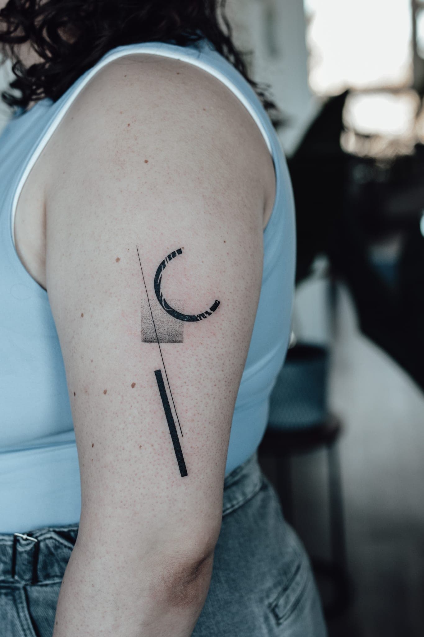 Abstract Tattoo 02 – Abstract, Geometrisch von Natalie, Bloom at Night Köln
