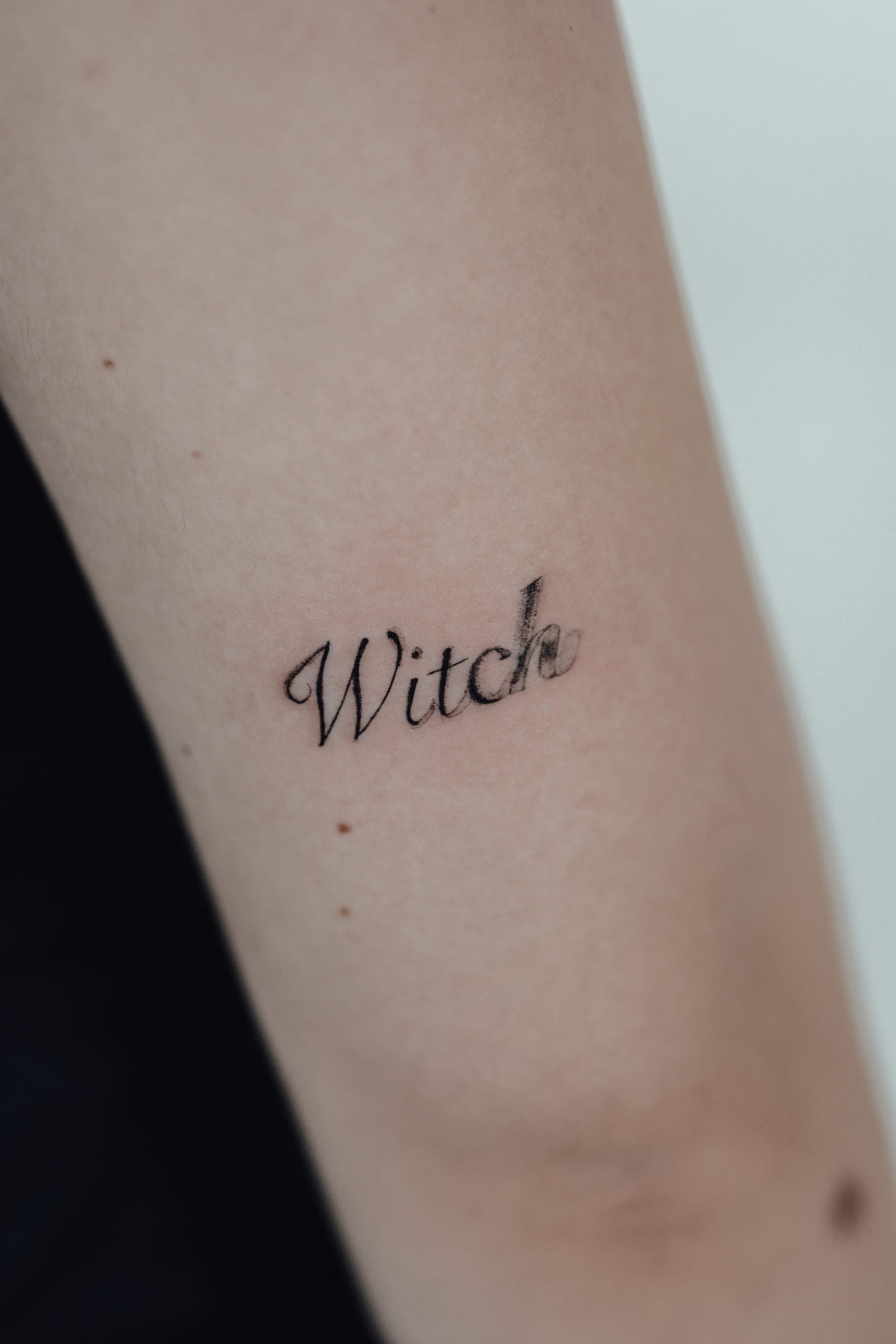 Lettering Witch – Lettering von Natalie, Bloom at Night Köln