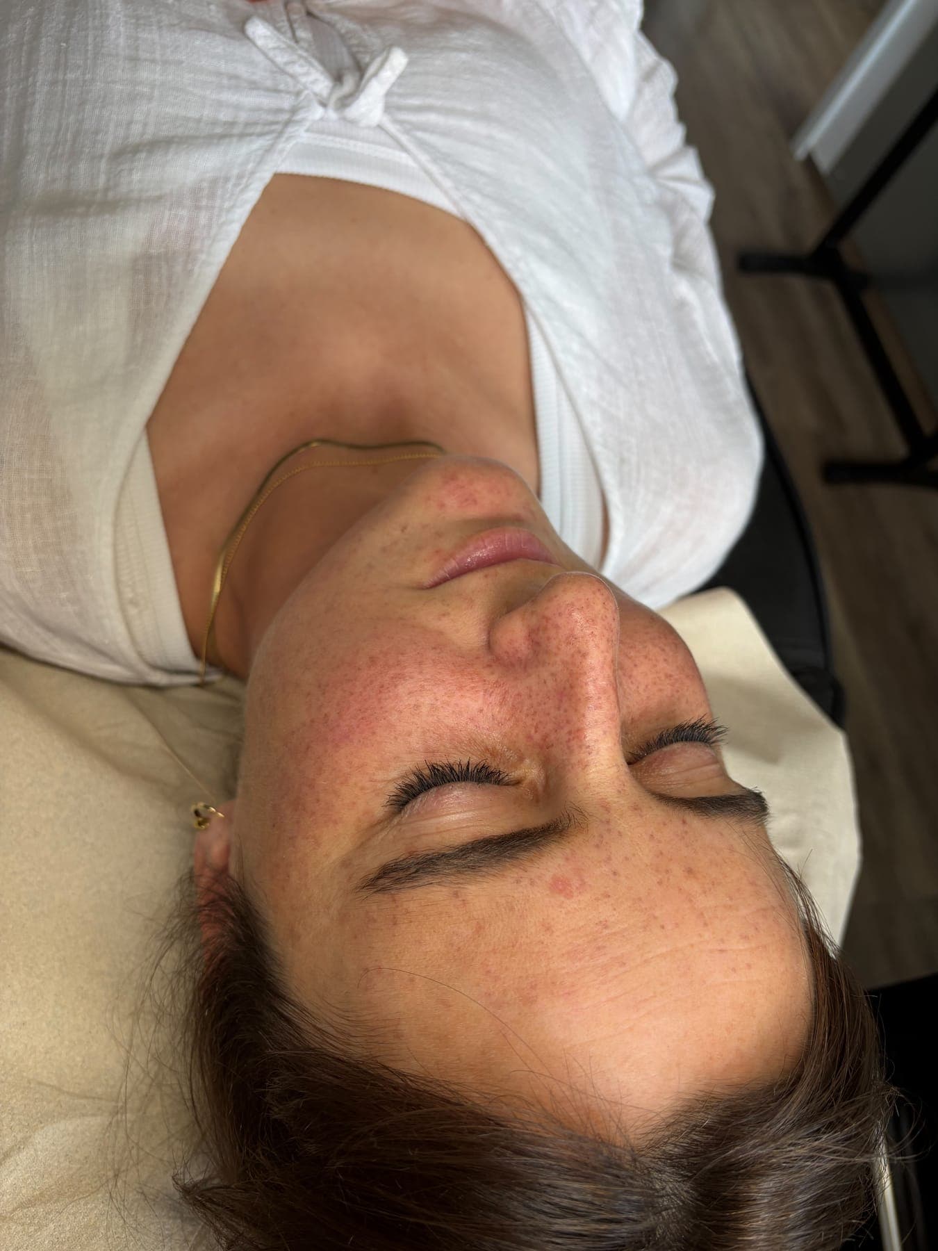 Full Face gelayert – Freckles, Semipermanent von Ricarda, Bloom at Night Köln
