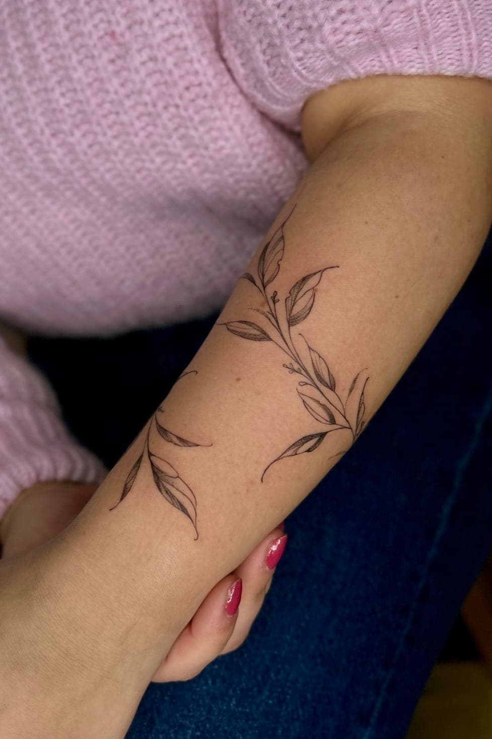 Ranke – Linework von Sarah, Bloom at Night Köln
