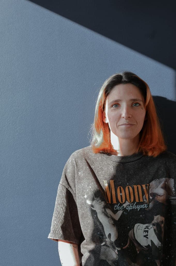 Ricarda – Tattoo Artist im Bloom at Night Köln